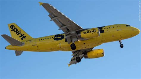 Spirit Airlines experiencing 'technical issue'; passengers complain of hours-long delays